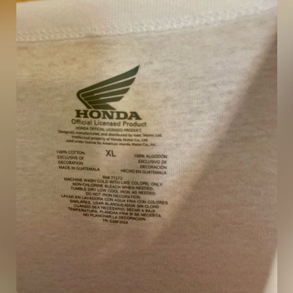 NWT HONDA Motorcycles Official Licensed Product Women’s White T-Shirt Size : XL - Picture 4 of 6